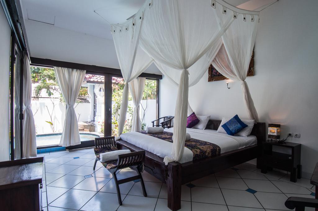 Ambary House Gili Trawangan- 2 Bedroom Private Villa, Pool Room photo