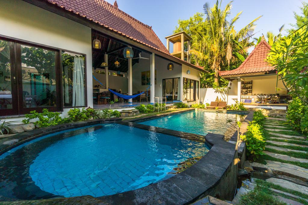 Ambary House Gili Trawangan- 2 Bedroom Private Villa, Pool Exterior photo
