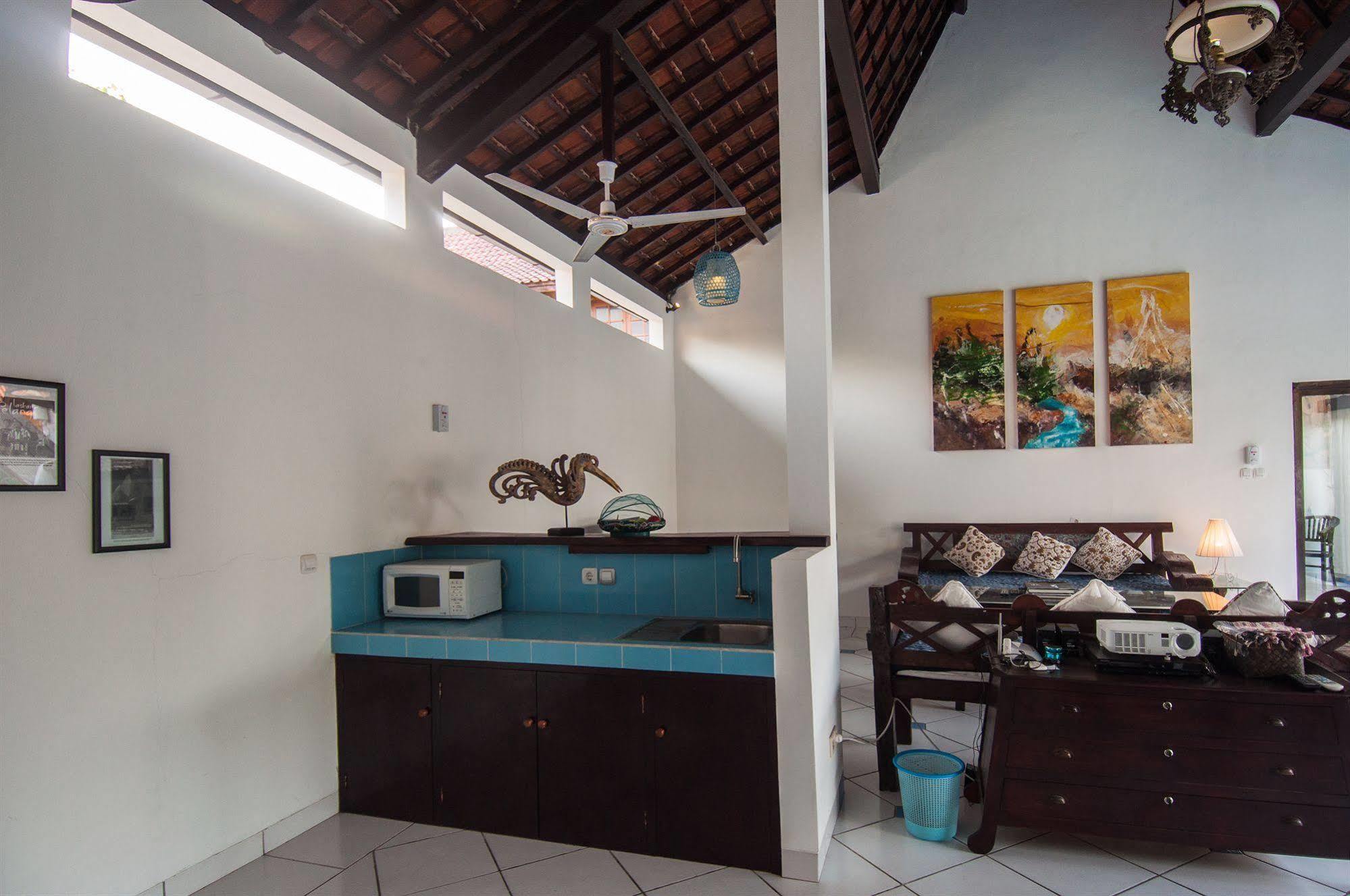 Ambary House Gili Trawangan- 2 Bedroom Private Villa, Pool Exterior photo