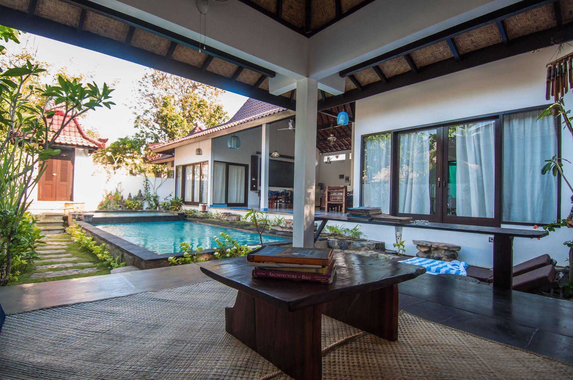 Ambary House Gili Trawangan- 2 Bedroom Private Villa, Pool Exterior photo